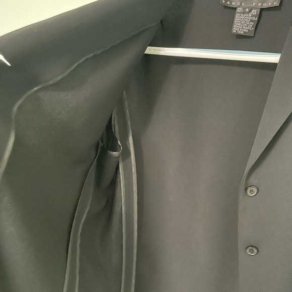 Vansi Fugel size small button up blazer light weight 100% polyester - Picture 6 of 9